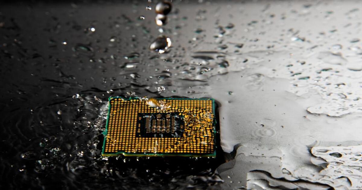 高発熱サーバー向け、次世代冷却装置の事業化検討