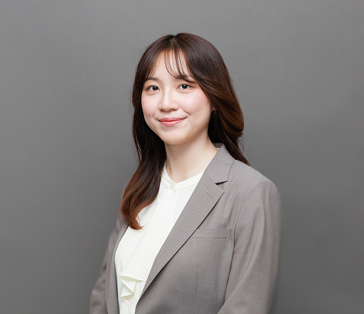 任 依婷